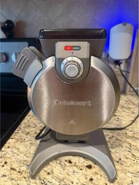 Cuisinart Round Belgian Waffle Maker Stainless Steel Model: VWM-200PC1